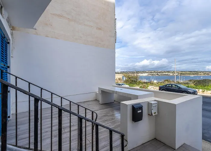 B&B Coastal Charm Vacation 3*