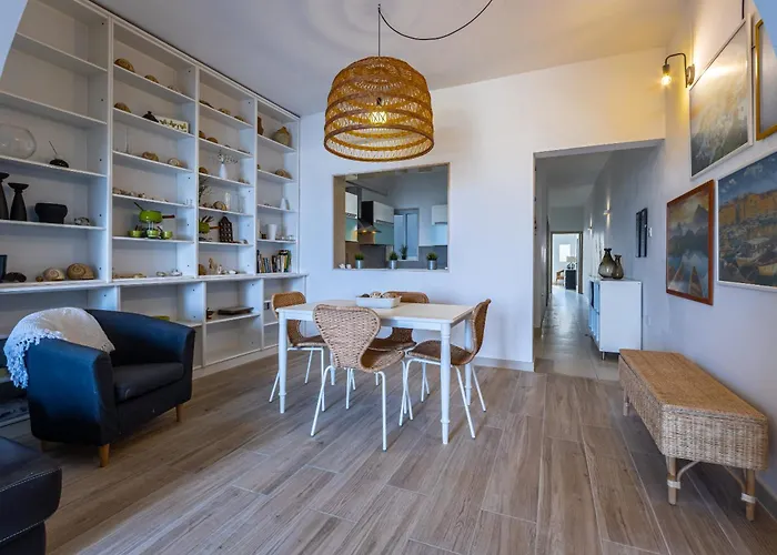 Coastal Charm Vacation 3*